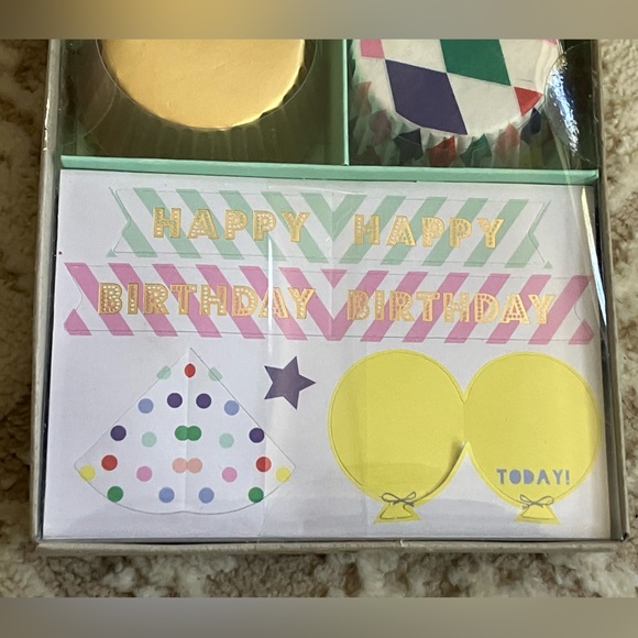 NEW! Meri Meri happy birthday stickers cupcake kit - Picture 2 of 8